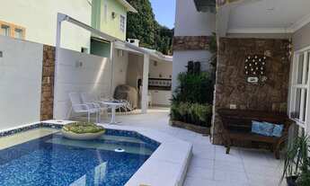 Imagem 5: Casa de condomínio para venda possui 278 metros quadrados com 4 quartos