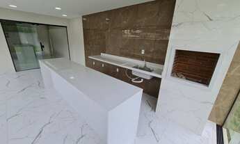 Imagem 3: Casa no Condomínio Pedra de Inoã com 3 quartos, Área Gourmet e Churrasqueira