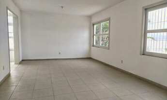 Imagem 3: Casa 4 dormitórios ou + para Venda em Florianópolis, Coqueiros, 5 dormitórios, 1 suíte, 4