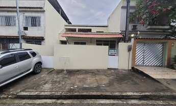 Imagem: Casa com 2 quartos/1suíte