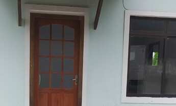 Imagem: Quot Alugo apto térreo c/varanda - 02 dormitórios