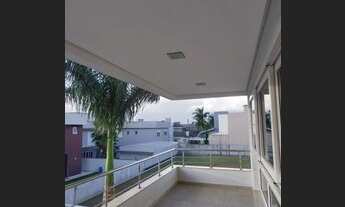 Imagem 7: Casa de condomínio térrea para aluguel possui 300 metros quadrados com 4 quartos