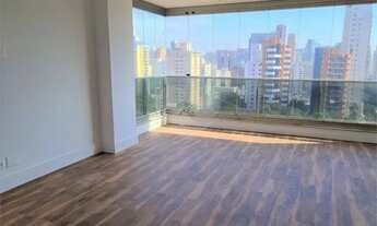 Imagem 3: Apartamento para venda possui 160 metros quadrados com 3 quartos em Moema - São Paulo - SP