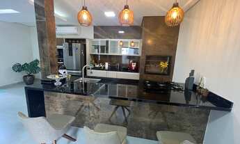 Imagem 2: Lindo Sobrado com 4 Suítes, com Banheira Hidromassagem Jacuzzi