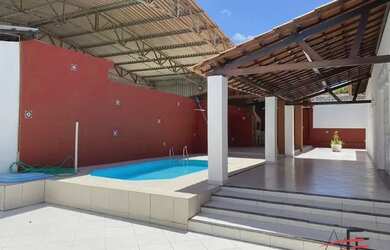 Imagem 2: Excelente Casa plana a venda com 4 suítes, a 1 minuto da Praia! - CA52782