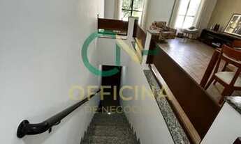 Imagem 3: Casa Sobreposta Alta com 03 dormitórios, 01 suíte em ótima localização no bairro da Aparec