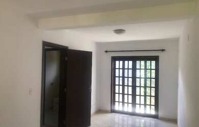 Imagem 6: Casa no Centro de Almirante Tamandaré