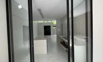 Imagem 4: Casa de condomínio para venda possui 274 metros quadrados com 4 quartos em Ponta Negra - M