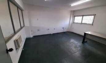 Imagem 3: Alugo loja ampla na Av. Carlos Lindemberg em Vila Velha ES