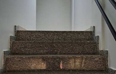 Imagem 3: Prédio comercial com ótimo acabamento e elevador