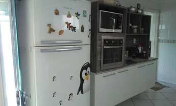 Imagem 6: Excelente casa em condomínio, com 3 suítes, piscina e churrasqueira - CA0066RC