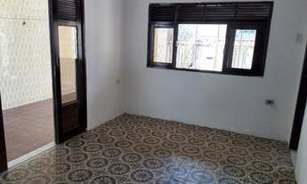 Imagem: Casa para venda tem 221 metros quadrados