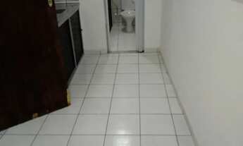 Imagem 3: Casa com 2/4 Sala Cozinha e Baheiro