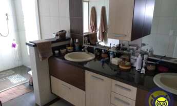 Imagem 2: FLORIANOPOLIS - Casa Padrão - Sambaqui