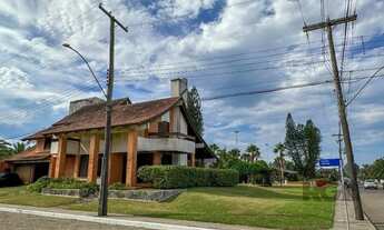 Imagem 5: Icônica Casa para comprar a poucos metros do mar em Atlântida