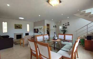 Imagem 4: Casa para Venda em Teresópolis, Jardim Europa, 4 dormitórios, 1 suíte, 3 banheiros, 2 vaga