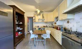 Imagem 4: Casa com 4 Quarto(s) e 2 banheiro(s) para Alugar, 200 m² por R$ 13500 / Mês