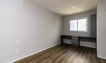 Imagem 5: Aluguel/ Apartamento/ Ed. Torre Lumiar/ 106 m2/ 3 quartos- 1 suite/ Nascente