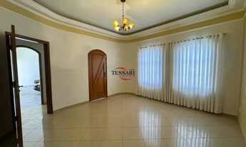 Imagem 4: Aluga casa no Quinta das Paineiras com 3 quartos, sala 3 ambientes, cozinha planejada edíc