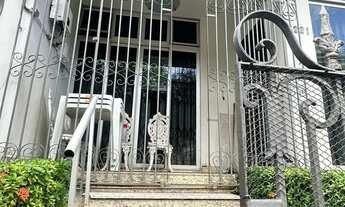 Imagem 3: CASA NA CONSELHEIRO Em frente a igreja dos capuchinhos