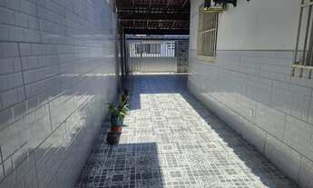 Imagem 6: Casa de tres quartos com suite