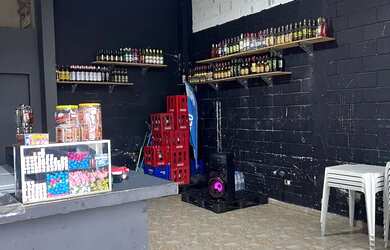 Imagem 2: Adega & espetinho