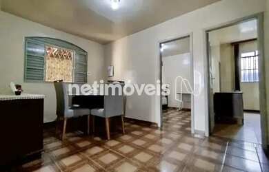 Imagem 6: Casa Ampla à Venda no Bairro Rio Branco 3 Quartos, Garagem para 4 Veículos e Excelente Lo