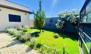 Imagem 2: Ótima casa térrea com edícula e amplo quintal!!