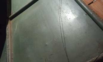 Imagem: Portão 5 M fechado casa não vasado