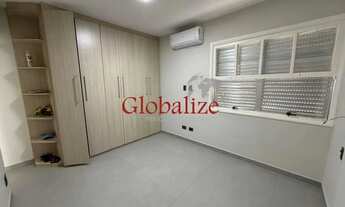 Imagem 6: Apartamento de frente todo reformado com109m², 2 suítes,3 banheiros e sala 2 ambientes à v