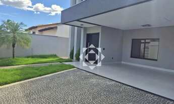 Imagem: Casa de Alto Padrão com 4 dormitórios