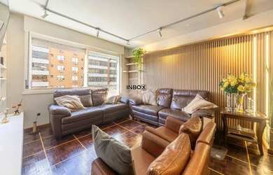 Imagem: Apartamento reformado com 115m², 3 dormitórios