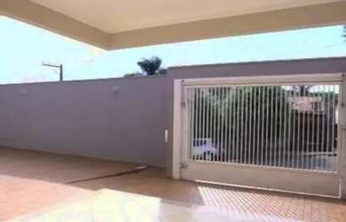 Imagem 2: Casa para Venda em Álvares Machado, Alvares Machado, 4 dormitórios, 2 suítes, 4 banheiros