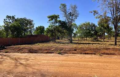 Imagem 2: 2 lotes sentido aeroporto