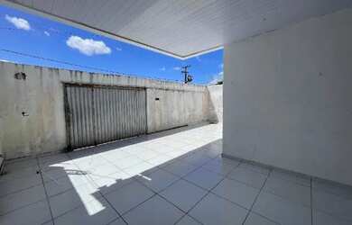 Imagem 2: Casa Comercial - 3 Suítes - Ipem São Cristovão