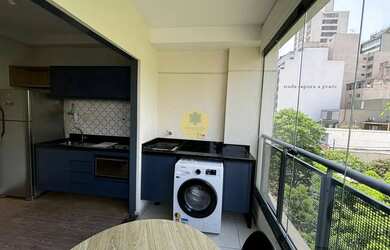 Imagem 6: Moderno apartamento de 32 m² mobiliado com 01 suíte e 01 vaga em Pinheiros, ao lado do met