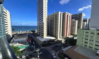 Imagem 3: Apartamento mobiliado de 2 quartos (1 suíte), varanda e vista para o mar