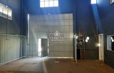 Imagem 3: Barracão disponível para locação no bairro Custódio Pereira, em excelente localização, mui