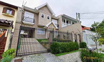 Imagem 2: Maravilhosa casa com 4 dormitórios, acabamento de alto padrão, com piscina à venda, 275 m²