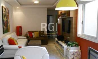 Imagem 2: Ótimo apartamento de 3 dormitórios, sendo 1 suíte e 2 vagas de garagem, no bairro Petrópol