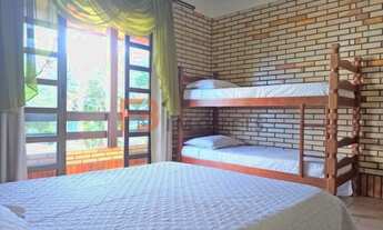 Imagem 2: Aluguel de Temporada - Casa com 3 dormitórios 100m da praia de Mariscal - Bombinhas SC