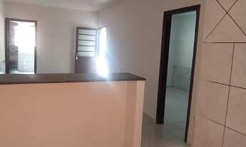 Imagem: Aluga se casa a dois quarteirões do colégio