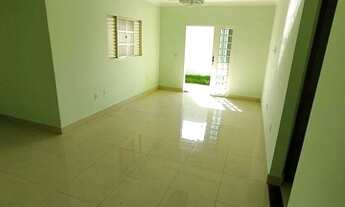 Imagem 2: Casa a venda com piscina 3 suítes no Bairro Morada do Ouro próximo ao centro politico