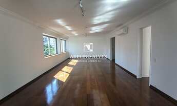 Imagem: Amplo apartamento com 3 dormitórios, sendo