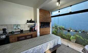 Imagem 2: AMPLA CASA 4 DORMITÓRIOS - ESPAÇO E CONFORTO