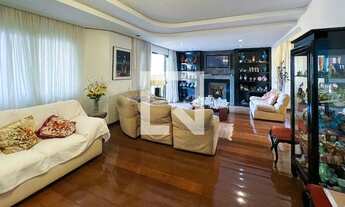 Imagem 2: Apartamento para Aluguel - Itaim Bibi, 3 Quartos, 213 m2