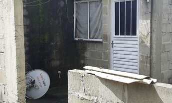 Imagem 3: Terreno com casa em construção