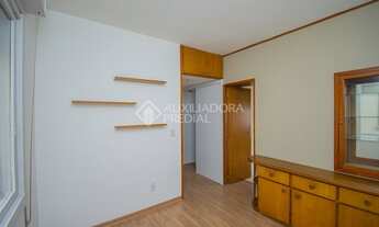 Imagem 3: PORTO ALEGRE - Apartamento Padrão - Partenon