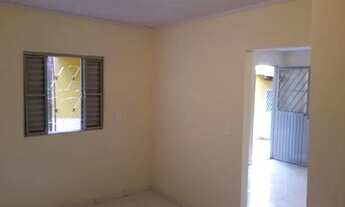 Imagem 2: Lago Azul GO - Kitinete com 2 quartos sala e cozinha americana