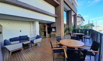 Imagem 3: Alto padrão: Apto decorado com piscina